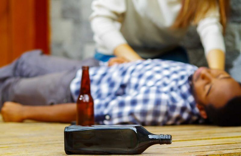 L'alcolismo può portare alla morte